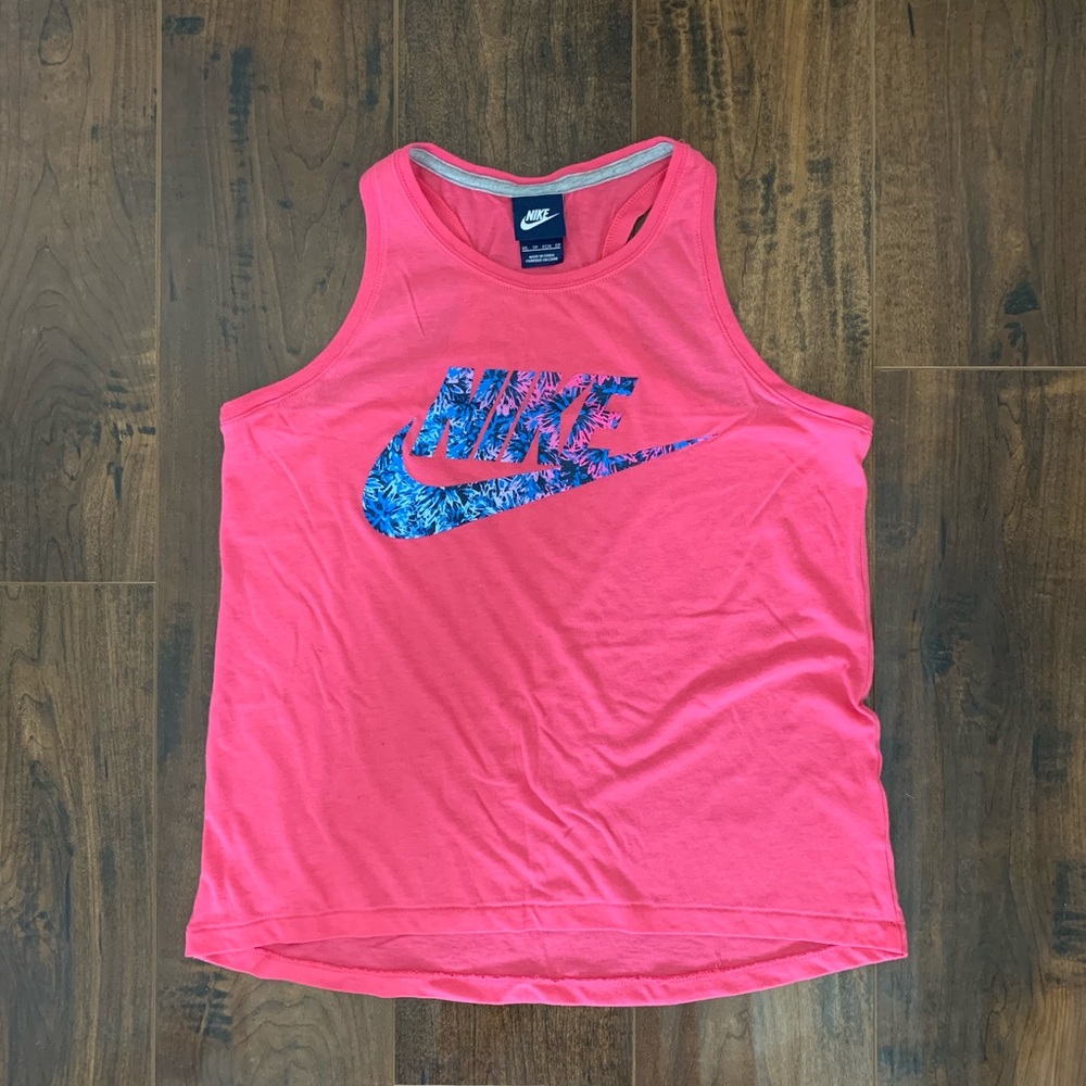Nike tank